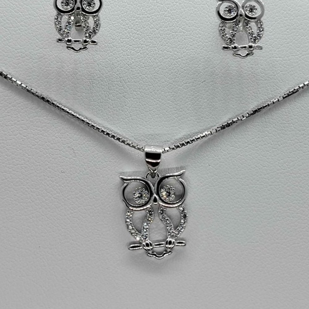 Sterling Silver 925 OWL with cz stones earrings and necklace set - Picture 4 of 4